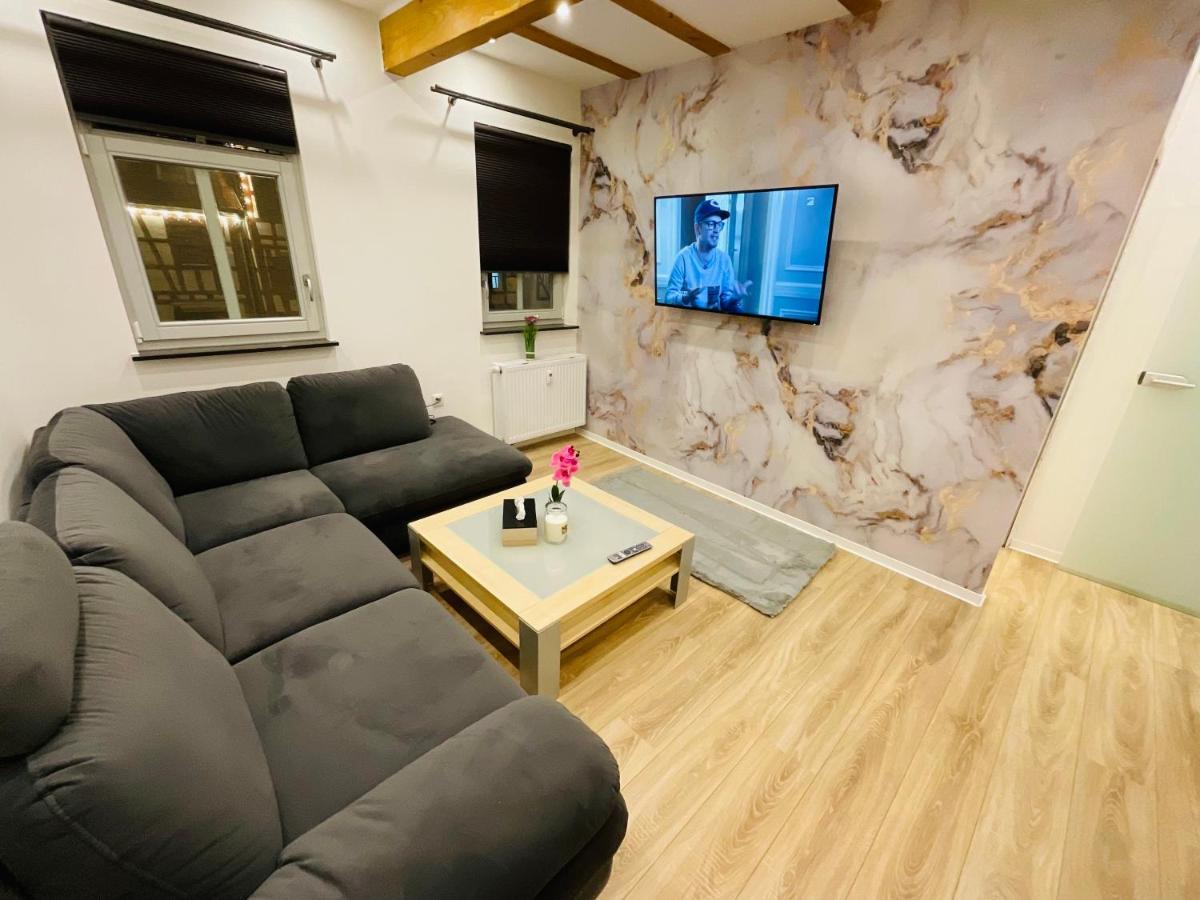 Best Central Apartment - Am Marktplatz - Up To 5 - Next To Frankfurt And Hanau - Coffee And Snacks - Netflix, Prime, Disney Nidderau المظهر الخارجي الصورة