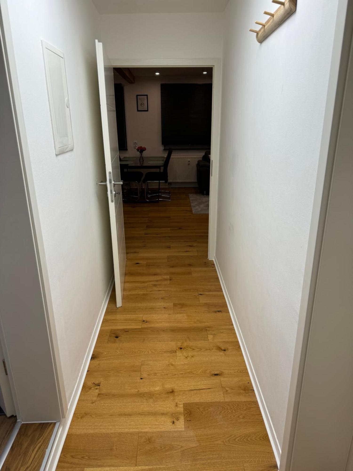 Best Central Apartment - Am Marktplatz - Up To 5 - Next To Frankfurt And Hanau - Coffee And Snacks - Netflix, Prime, Disney Nidderau المظهر الخارجي الصورة